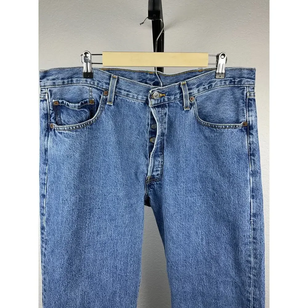 Vintage 2005 Levi's 501 Jeans Mens 38x32 Medium Stonewash Button Fly Y2K